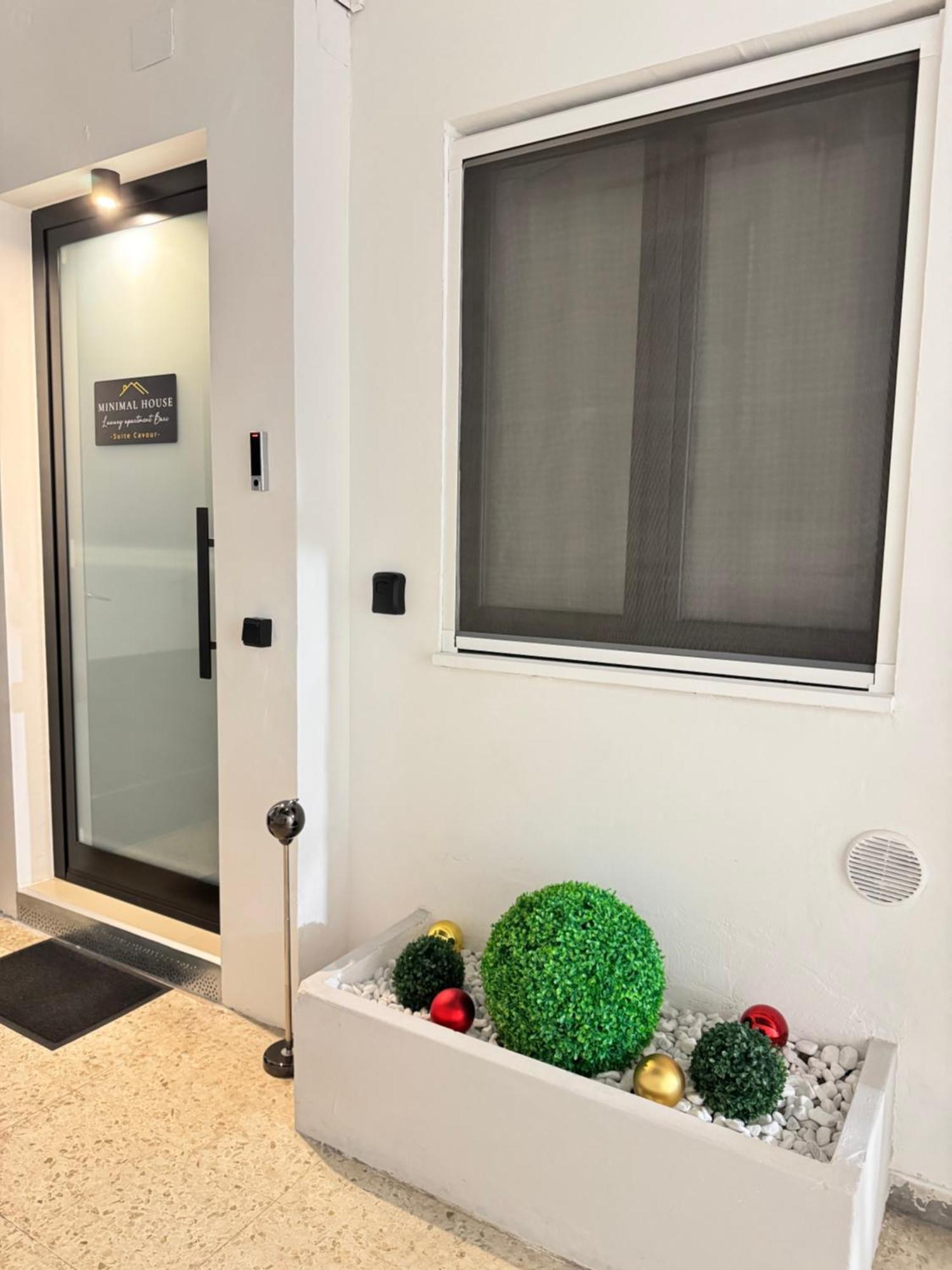 Luxury Apartment - Suite Cavour Бари Экстерьер фото